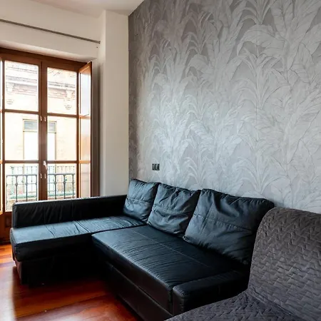 Cathedral Apartment, Upper Floor