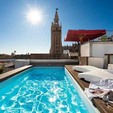 Cathedral Apartment, Upper Floor Apartment
