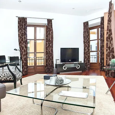 Cathedral Apartment, Upper Floor Apartamento *