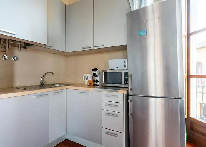 Cathedral Apartment, Upper Floor Apartment *