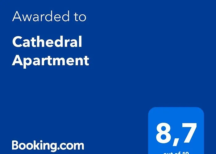 Cathedral Apartment, Upper Floor
