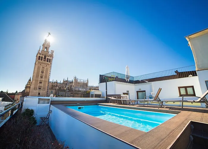 Cathedral Apartment, Upper Floor Seville